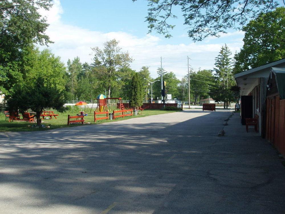 Sharodon Sands Motel Васага-Бич Экстерьер фото